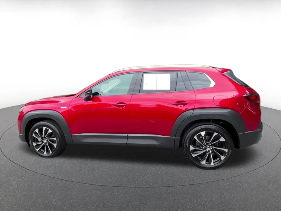 2025 Mazda CX-50 - Image 7 of 31