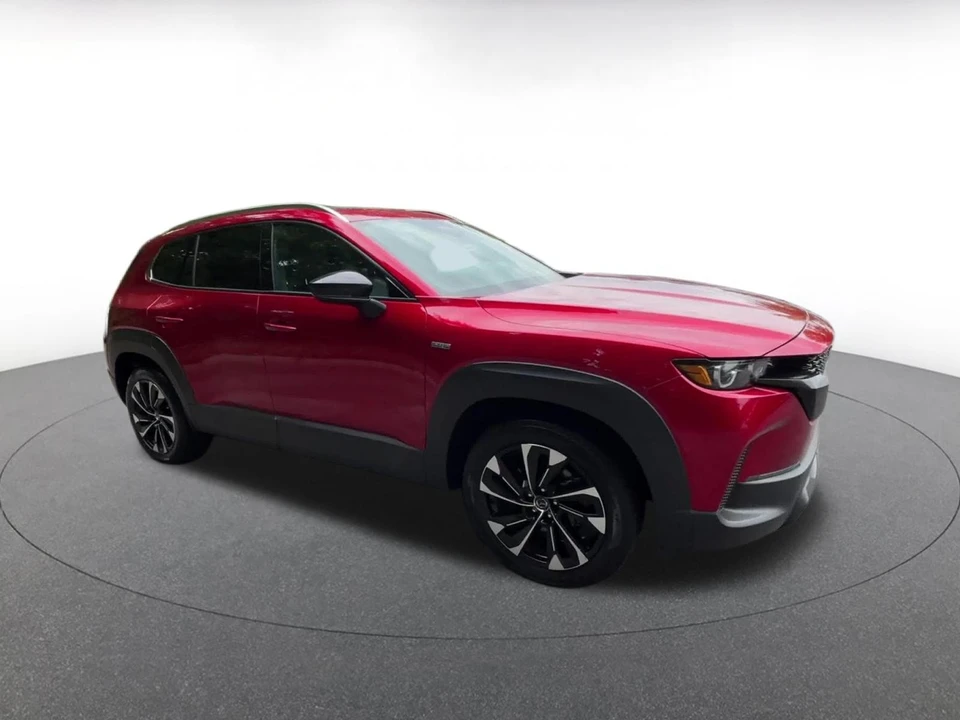 2025 Mazda CX-50 - Image 2 of 31