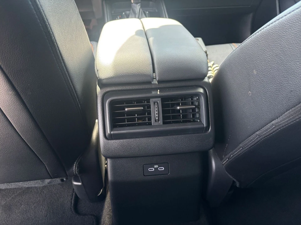 2025 Mazda CX-50 - Image 26 of 31
