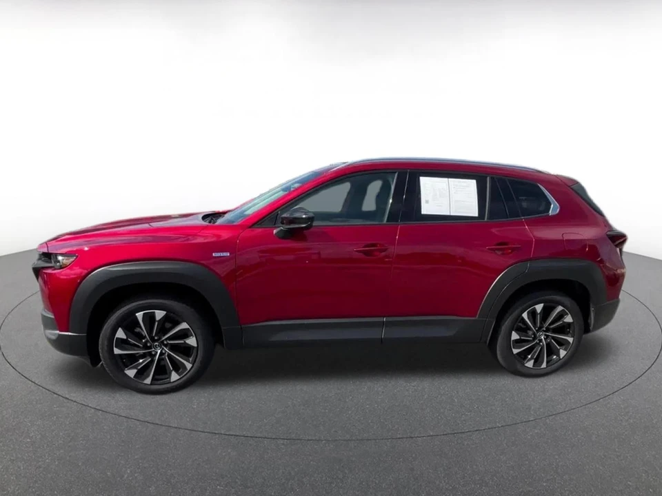 2025 Mazda CX-50 - Image 11 of 31