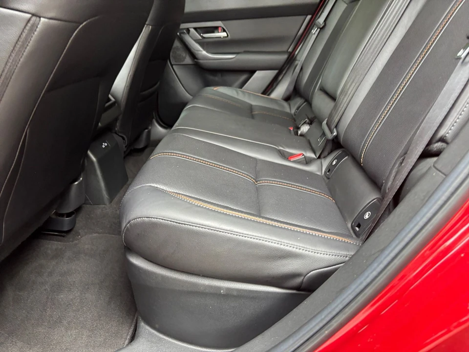 2025 Mazda CX-50 - Image 22 of 31