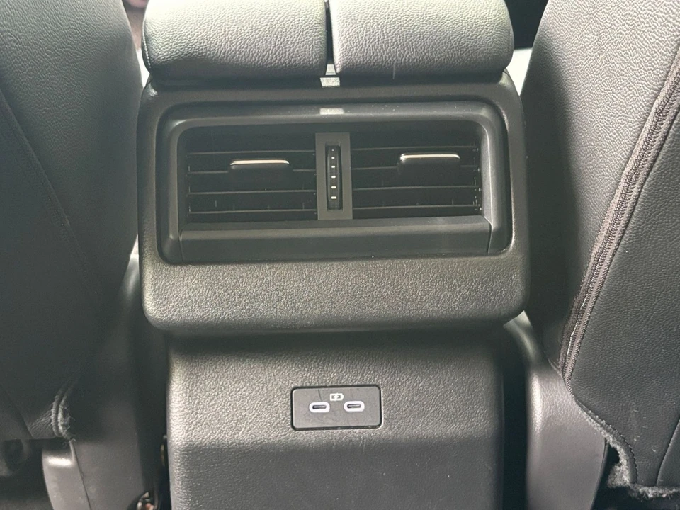 2025 Mazda CX-50 - Image 20 of 31