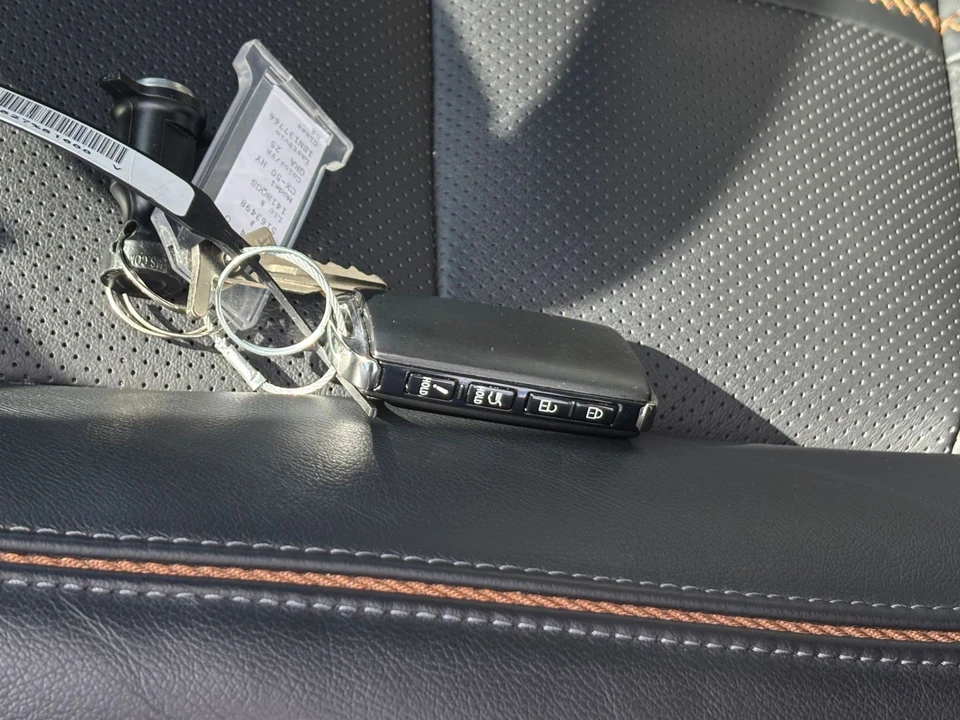 2025 Mazda CX-50 - Image 23 of 31