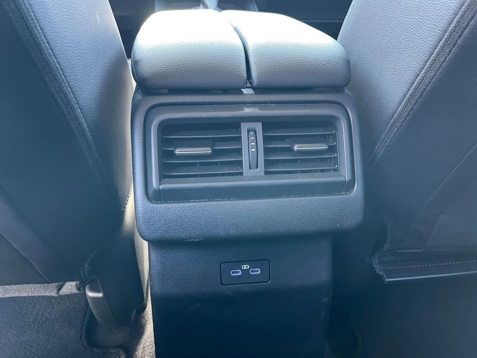 2025 Mazda CX-50 - Image 20 of 31