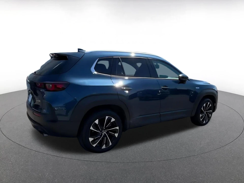 2025 Mazda CX-50 - Image 12 of 31