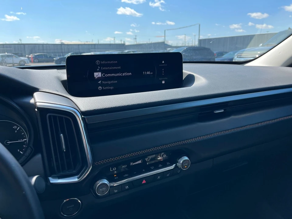 2025 Mazda CX-50 - Image 16 of 31