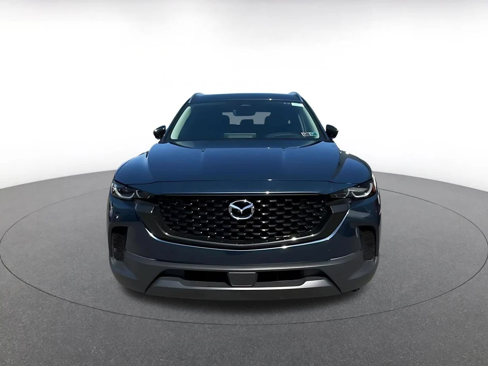 2025 Mazda CX-50 - Image 4 of 31