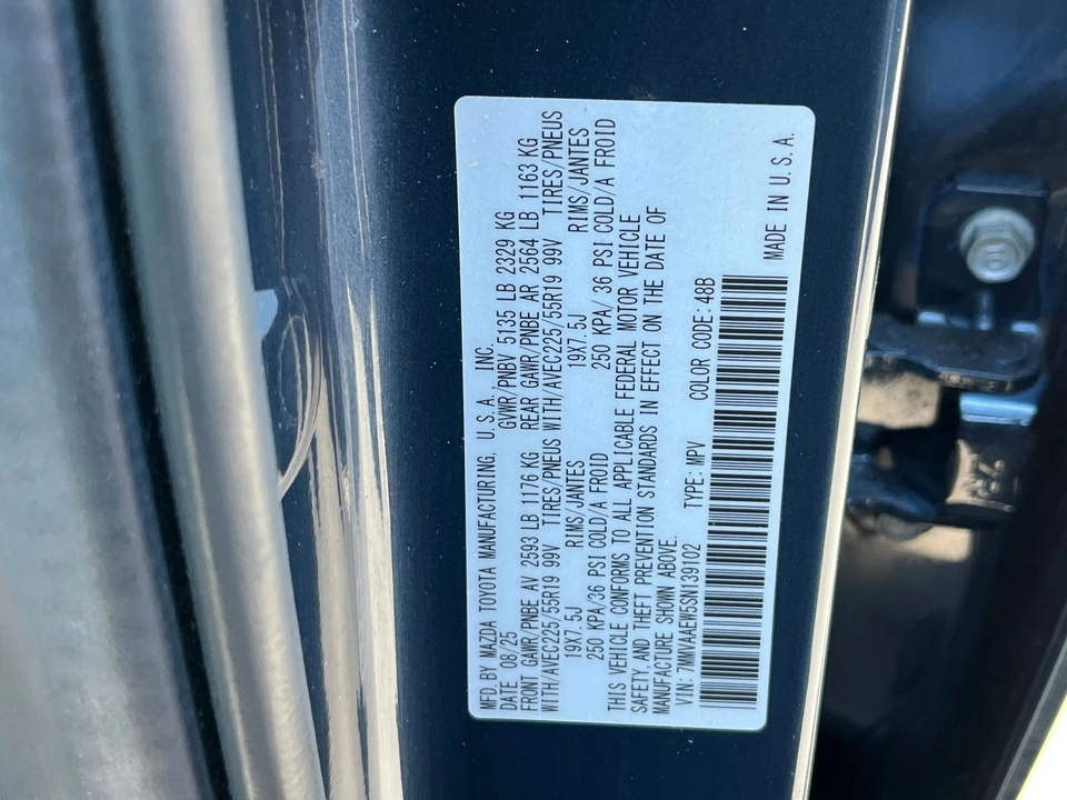 2025 Mazda CX-50 - Image 26 of 31