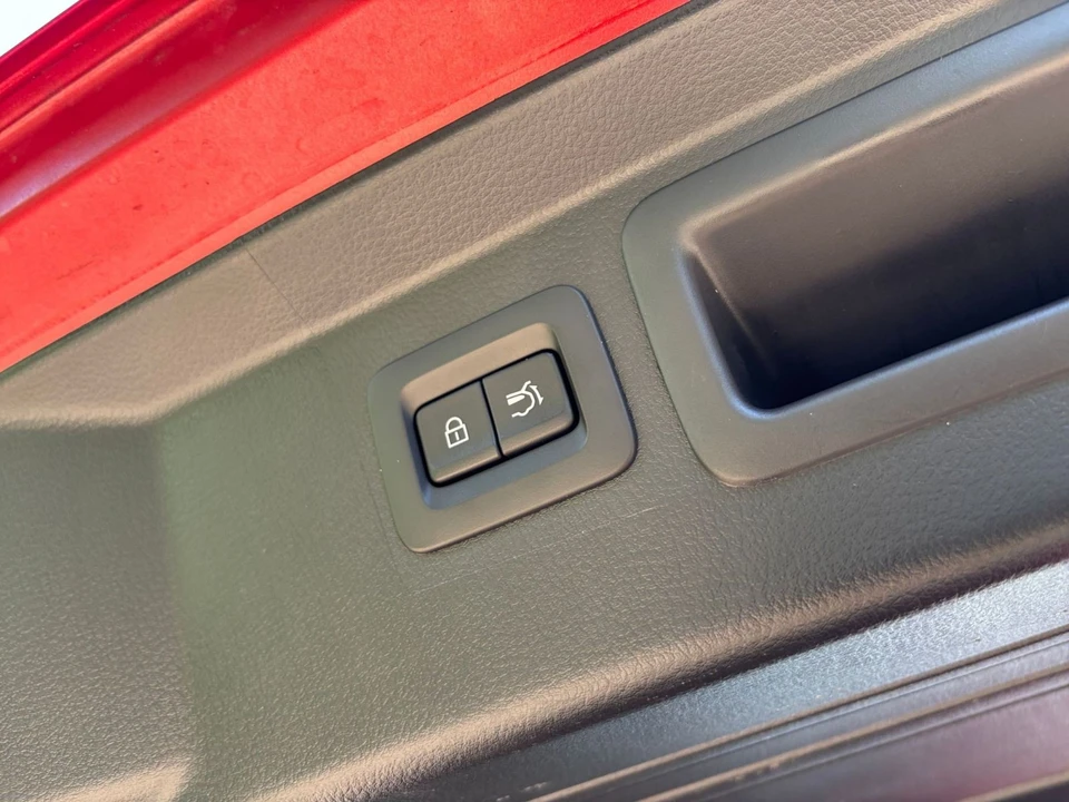 2025 Mazda CX-50 - Image 20 of 31