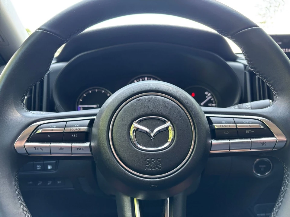 2025 Mazda CX-50 - Image 25 of 31
