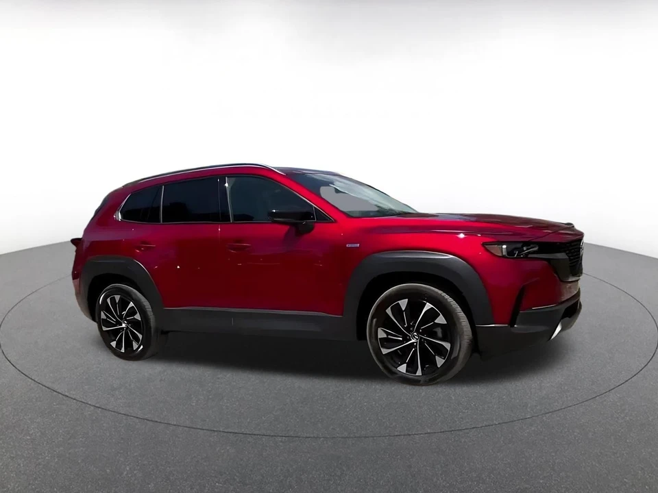 2025 Mazda CX-50 - Image 2 of 31