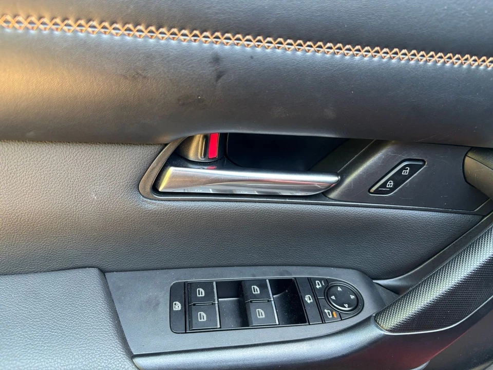 2025 Mazda CX-50 - Image 20 of 31