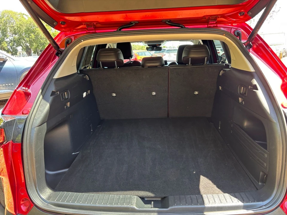 2025 Mazda CX-50 - Image 29 of 31