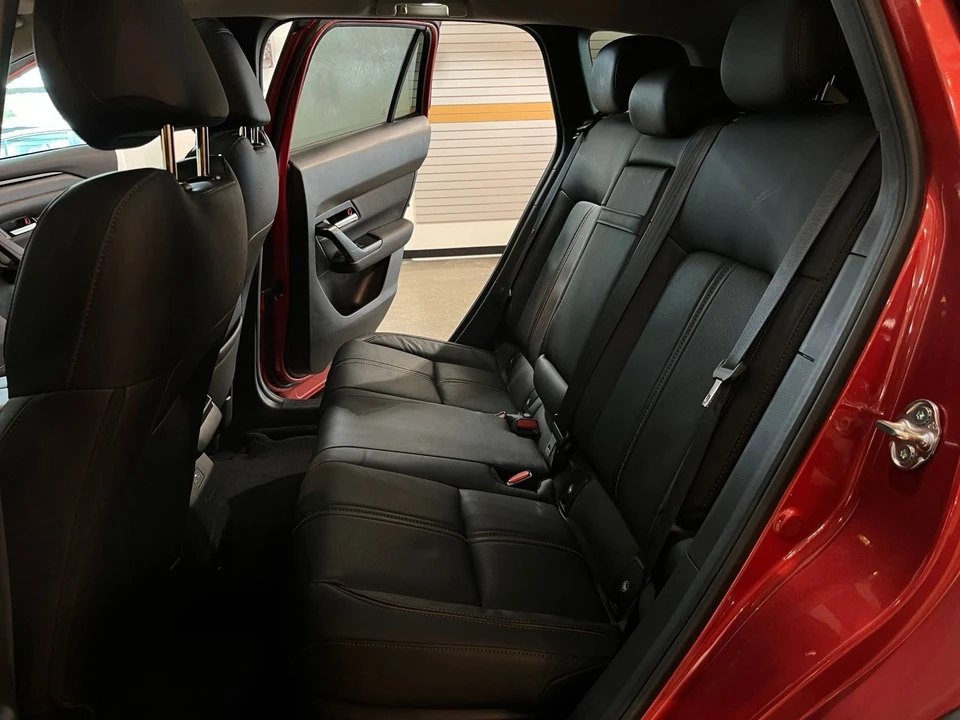 2025 Mazda CX-50 - Image 29 of 31