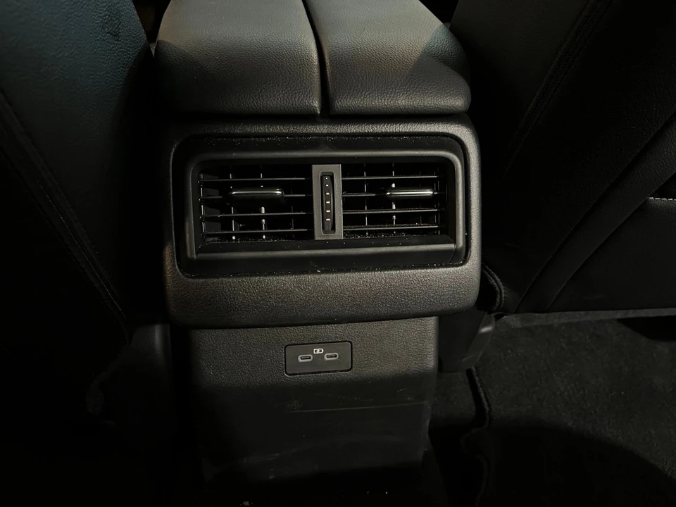 2025 Mazda CX-50 - Image 26 of 31