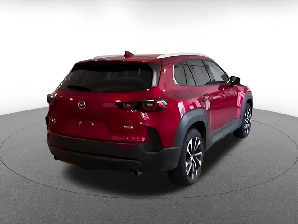 2025 Mazda CX-50 - Image 13 of 31