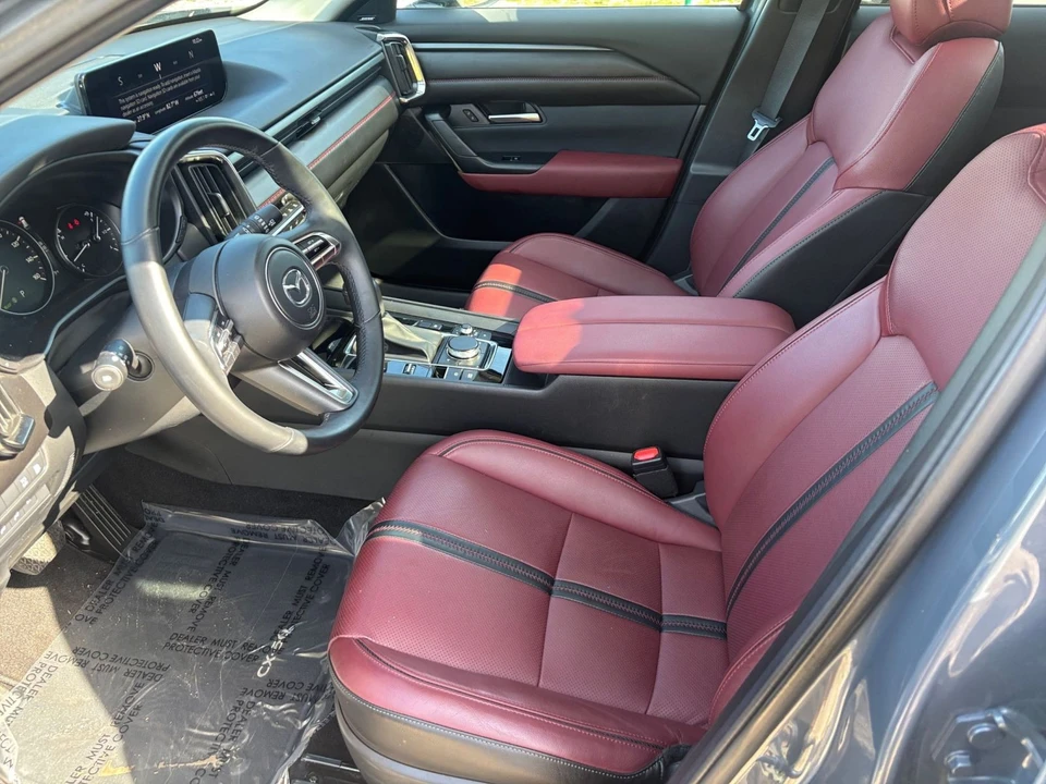 2025 Mazda CX-50 - Image 27 of 31