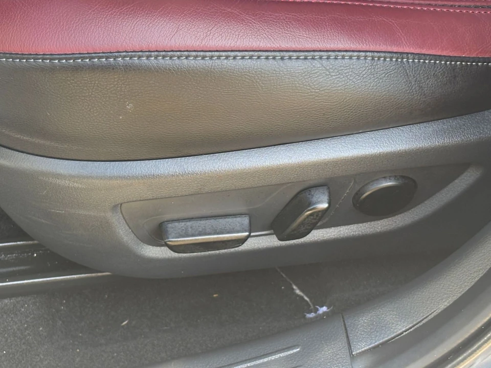 2025 Mazda CX-50 - Image 26 of 31