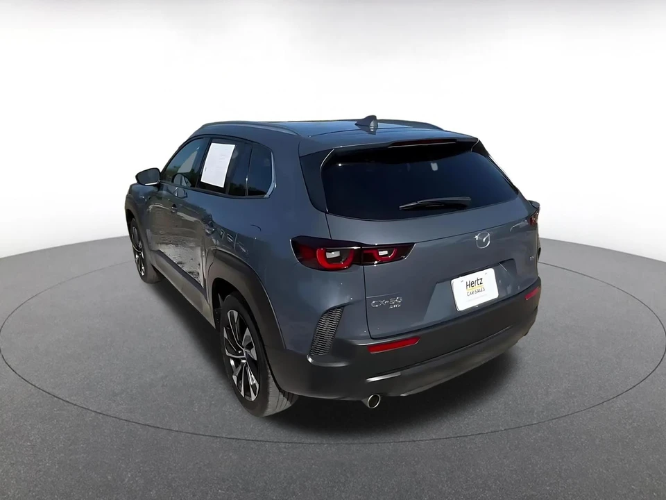 2025 Mazda CX-50 - Image 13 of 31