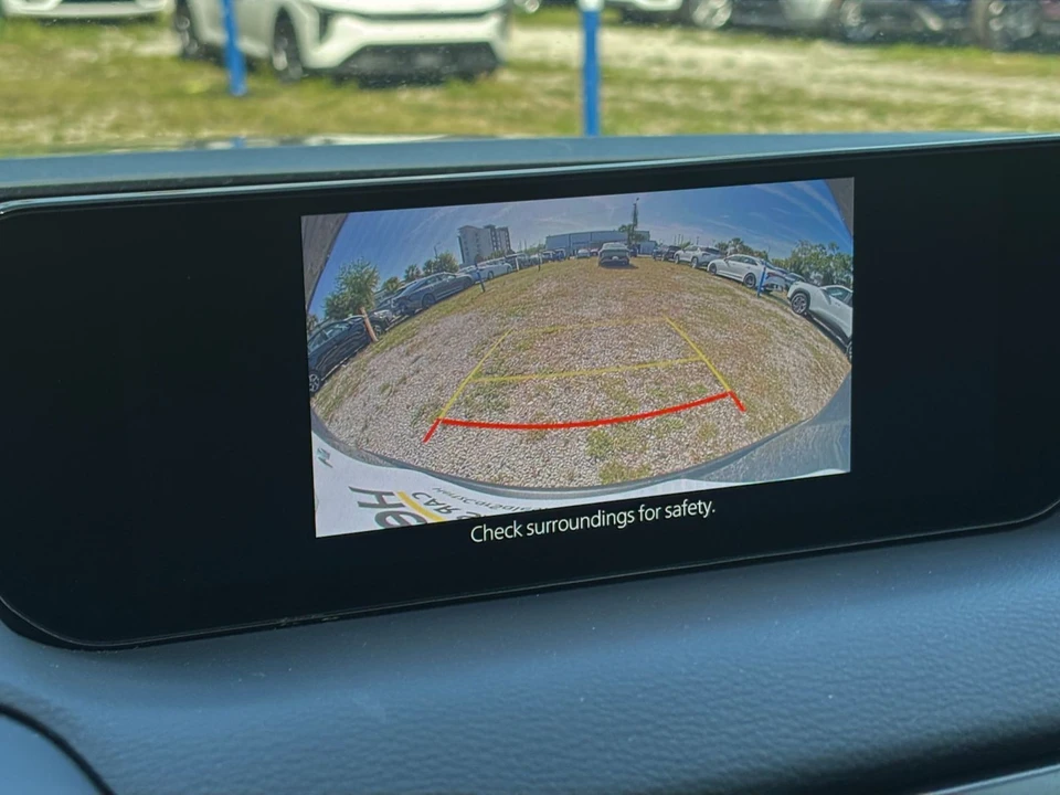 2025 Mazda CX-50 - Image 30 of 31