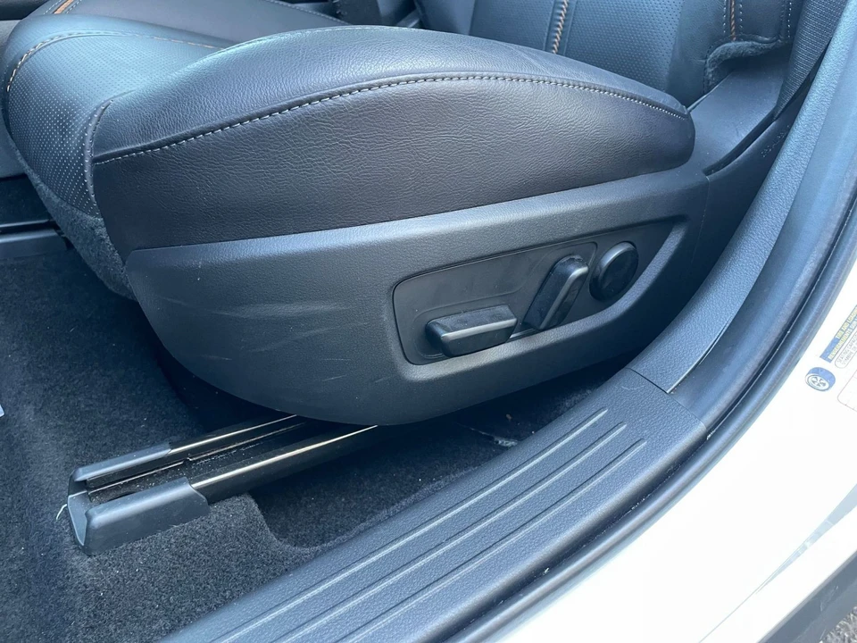 2025 Mazda CX-50 - Image 18 of 31