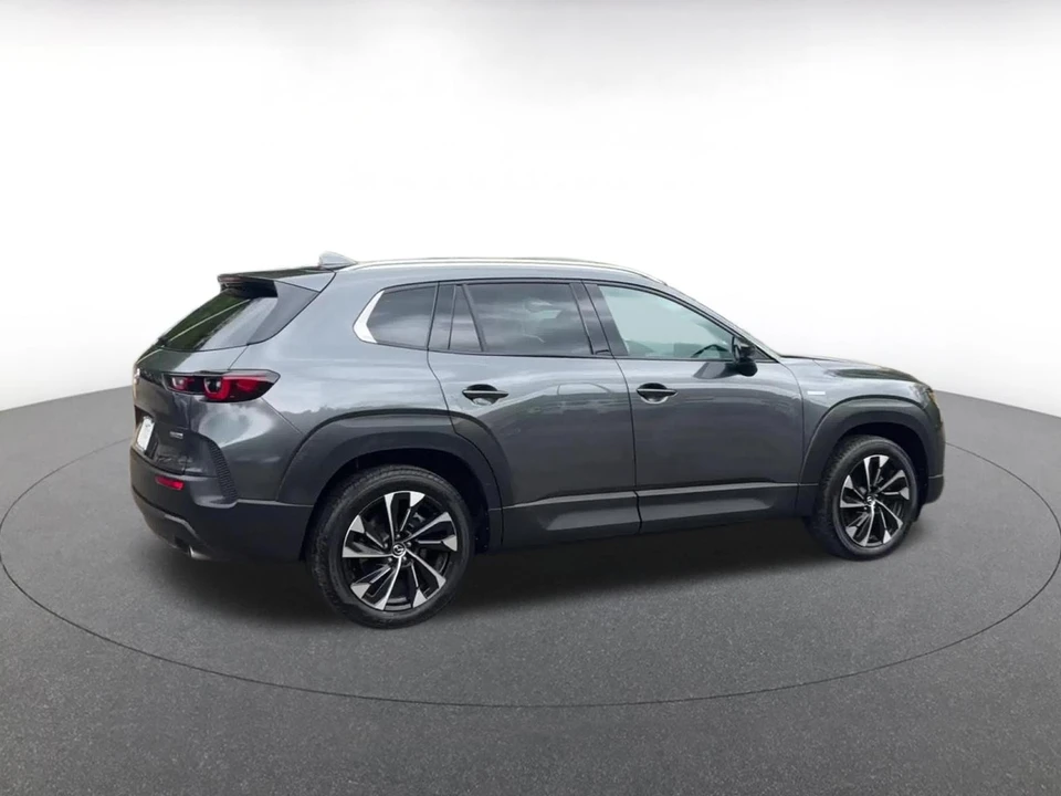 2025 Mazda CX-50 - Image 11 of 31