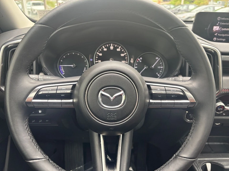 2025 Mazda CX-50 - Image 25 of 31