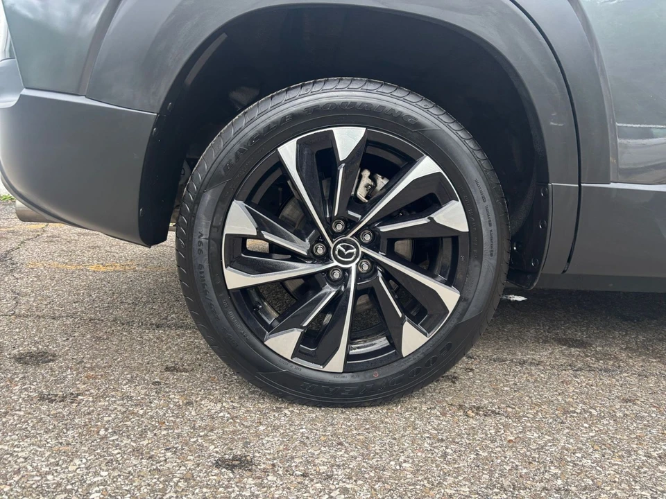 2025 Mazda CX-50 - Image 28 of 31
