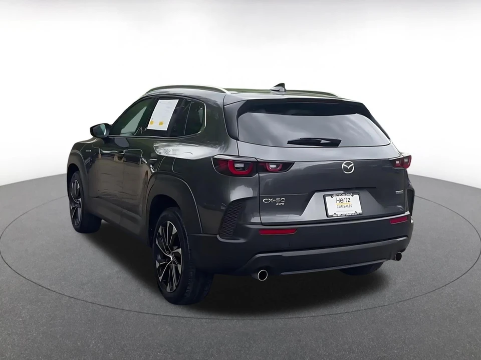 2025 Mazda CX-50 - Image 9 of 31