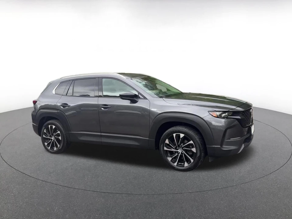 2025 Mazda CX-50 - Image 2 of 31