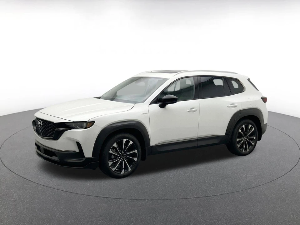 2025 Mazda CX-50 - Image 3 of 18