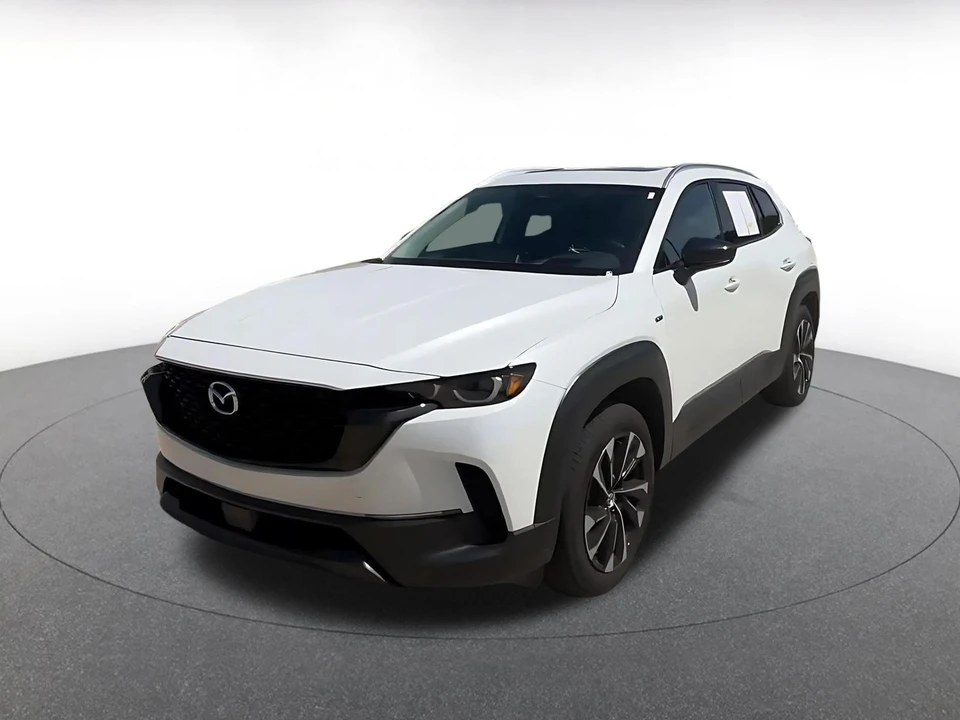 2025 Mazda CX-50 - Image 8 of 31