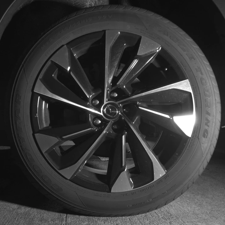 2025 Mazda CX-50 - Image 16 of 18
