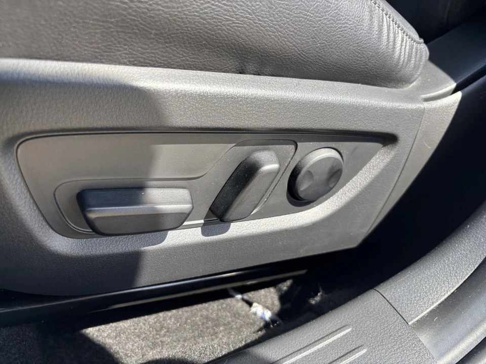 2025 Mazda CX-50 - Image 20 of 31