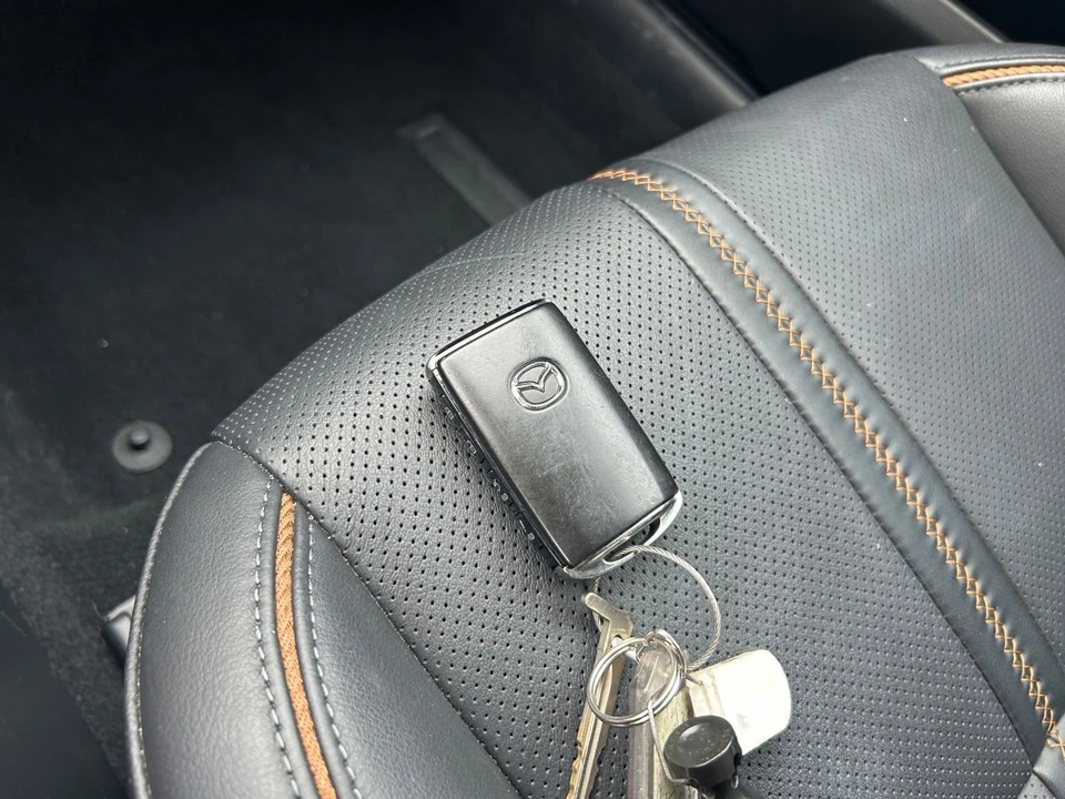 2025 Mazda CX-50 - Image 20 of 31