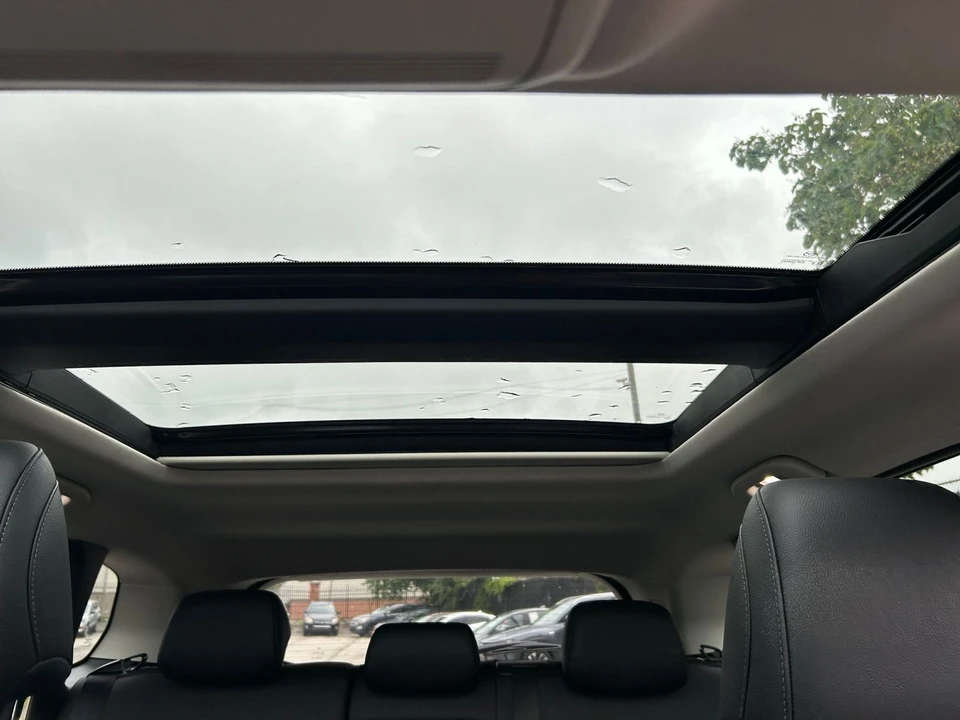 2025 Mazda CX-50 - Image 26 of 31