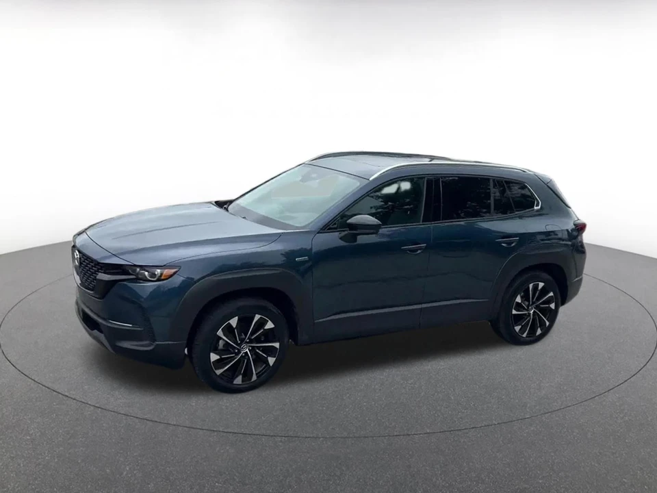 2025 Mazda CX-50 - Image 9 of 31