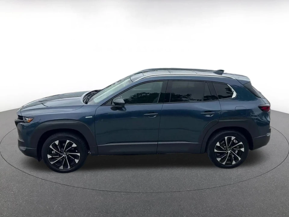 2025 Mazda CX-50 - Image 11 of 31