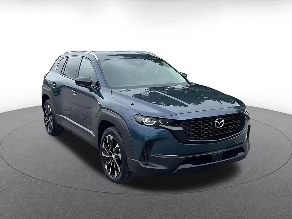 2025 Mazda CX-50 - Image 3 of 31