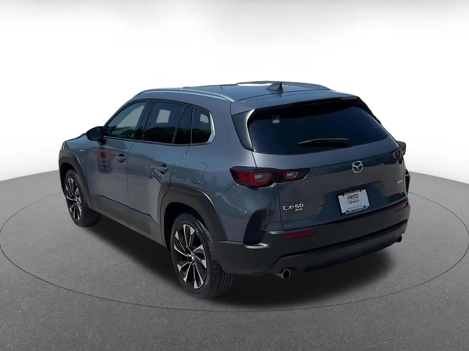 2025 Mazda CX-50 - Image 11 of 31