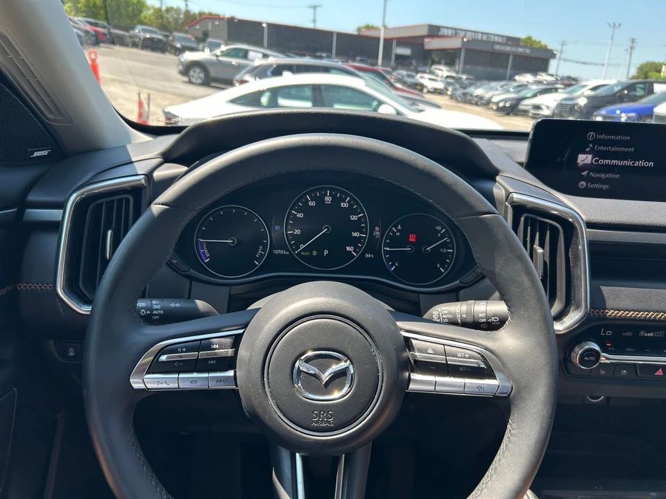2025 Mazda CX-50 - Image 28 of 31