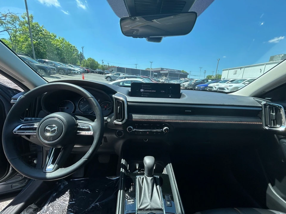 2025 Mazda CX-50 - Image 27 of 31