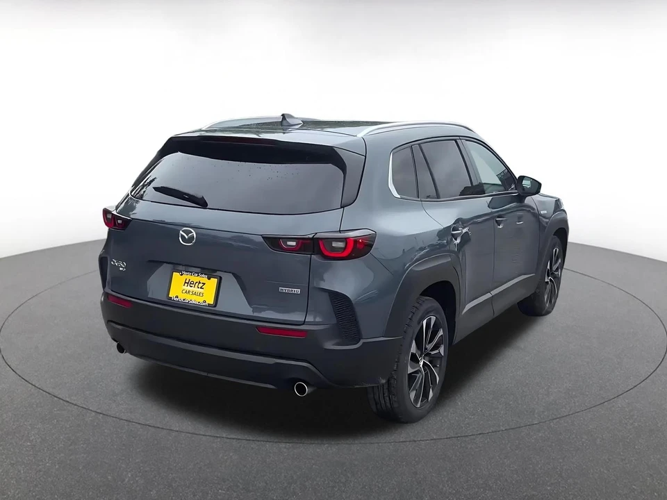 2025 Mazda CX-50 - Image 13 of 31