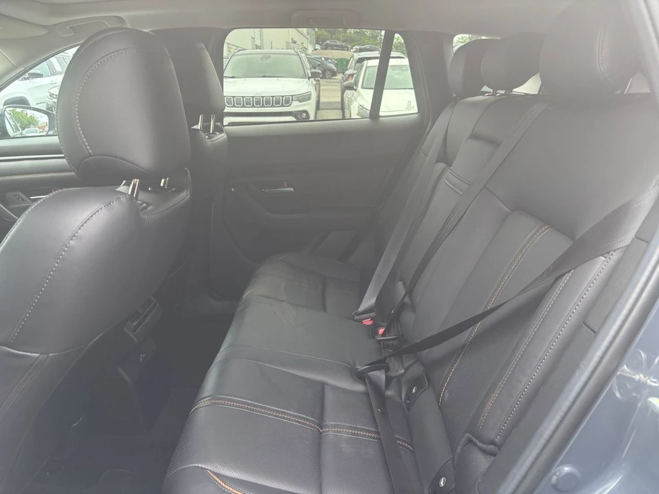2025 Mazda CX-50 - Image 23 of 31