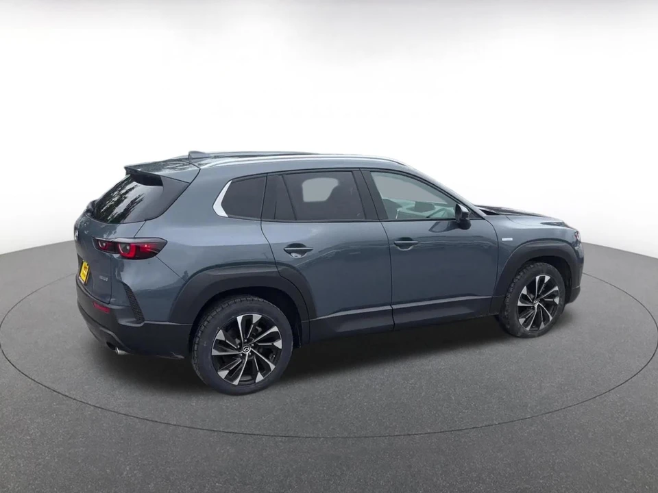 2025 Mazda CX-50 - Image 17 of 31