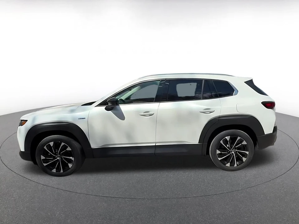 2025 Mazda CX-50 - Image 11 of 31