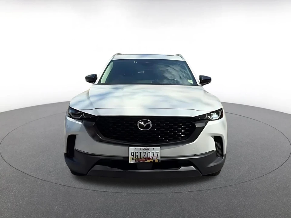 2025 Mazda CX-50 - Image 4 of 31