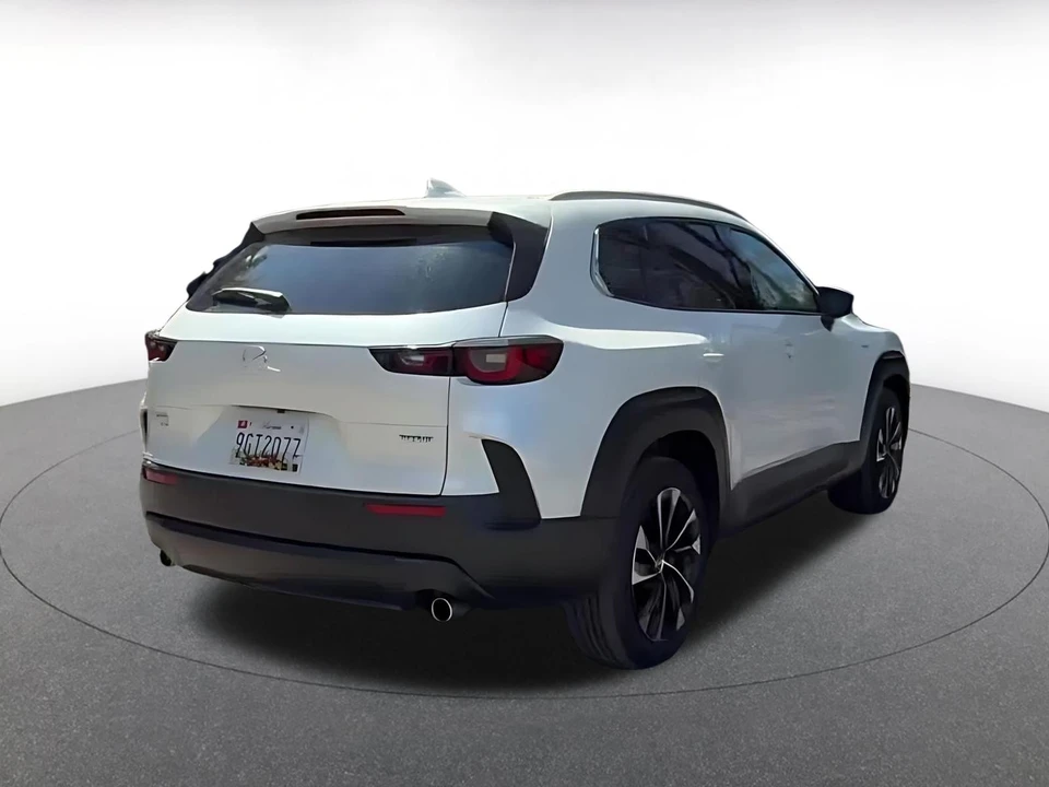 2025 Mazda CX-50 - Image 14 of 31