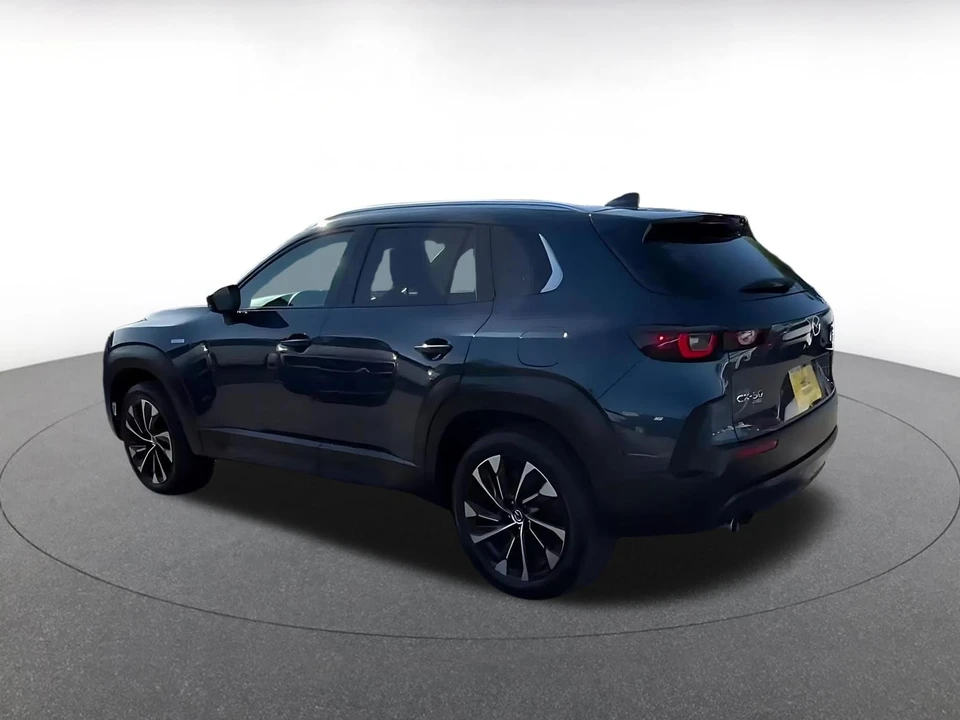 2025 Mazda CX-50 - Image 8 of 31