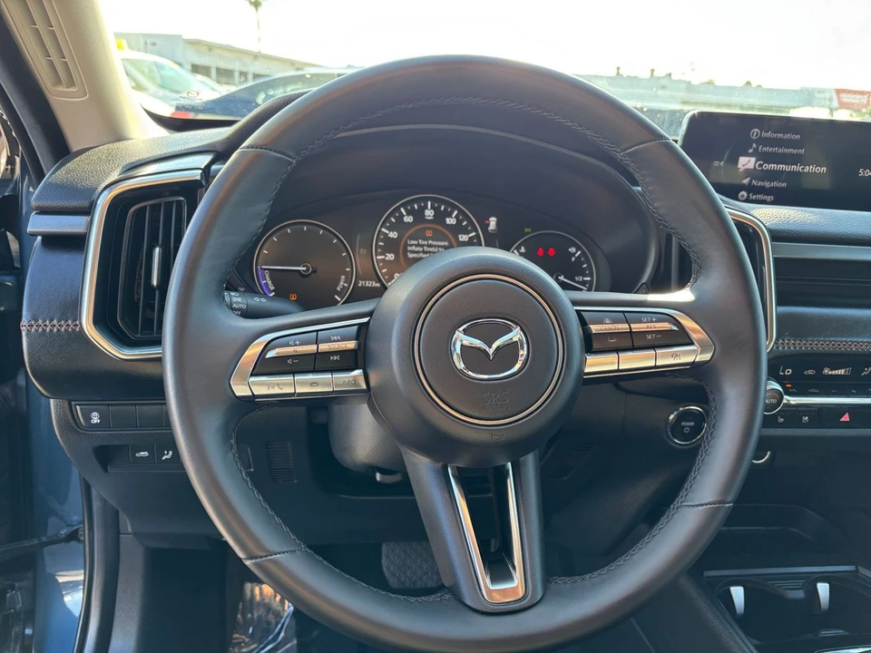2025 Mazda CX-50 - Image 25 of 31